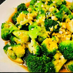 Best Stir-Fried Broccoli With Garlic Sauce 蒜茸西蘭花 in Kenmore, WA